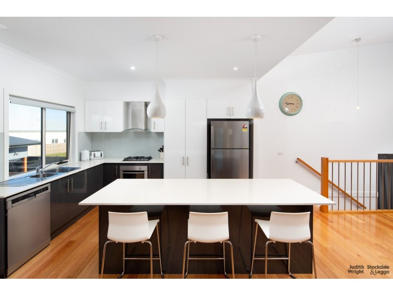 33 Grampian Boulevard, Cowes VIC 3922