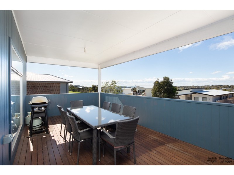 33 Grampian Boulevard, Cowes VIC 3922