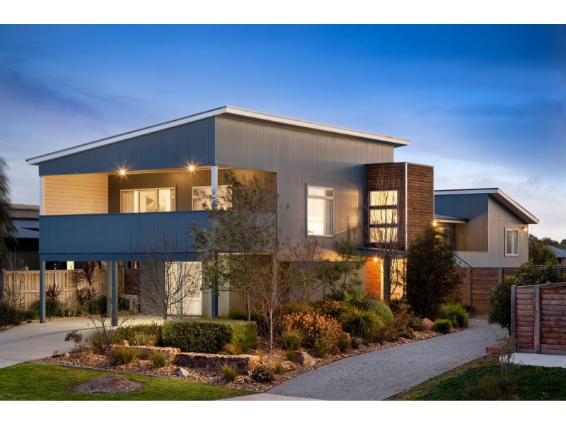 33 Grampian Boulevard, Cowes VIC 3922