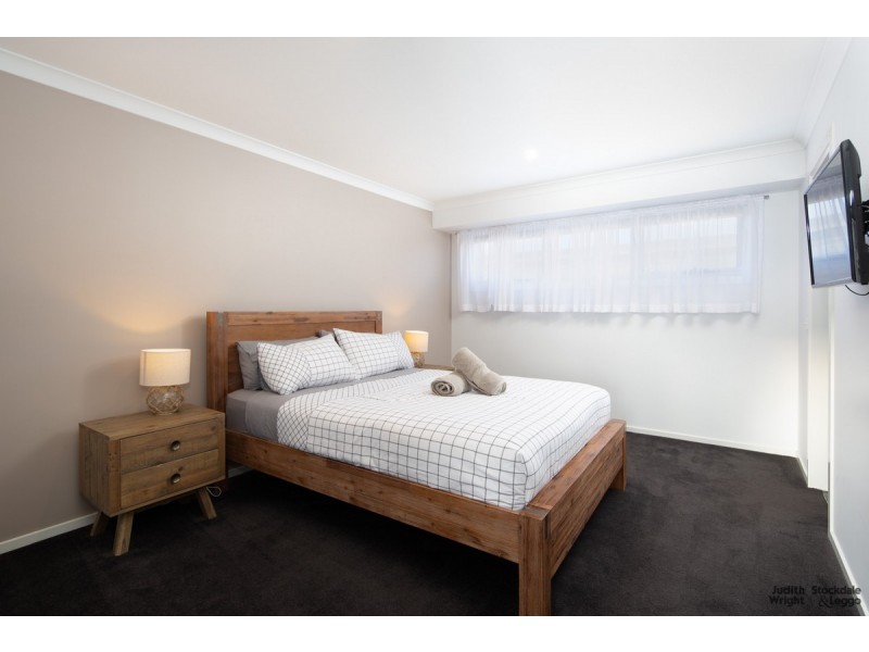 33 Grampian Boulevard, Cowes VIC 3922