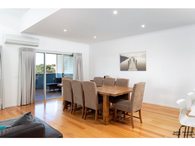 33 Grampian Boulevard, Cowes VIC 3922