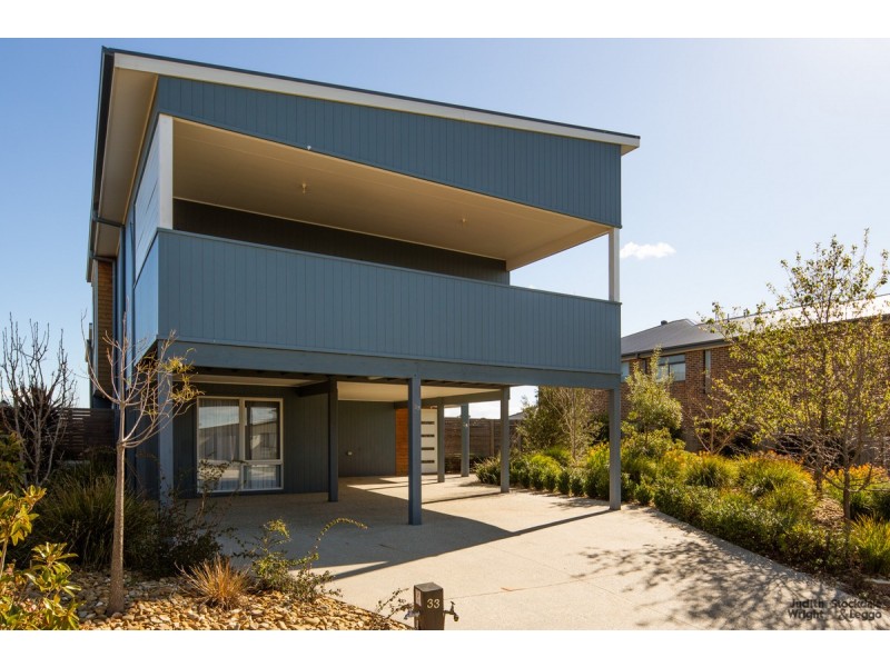 33 Grampian Boulevard, Cowes VIC 3922