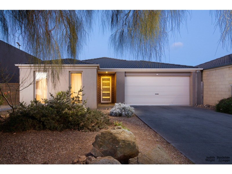 44 Katherine Circuit, Cowes VIC 3922