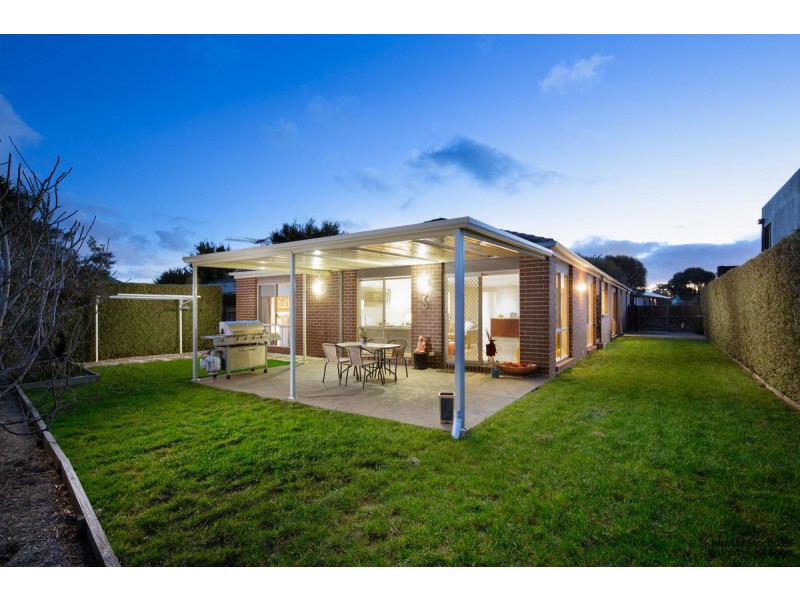 44 Katherine Circuit, Cowes VIC 3922