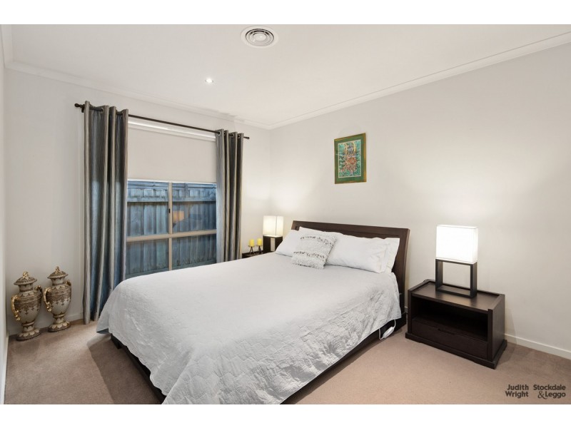 44 Katherine Circuit, Cowes VIC 3922