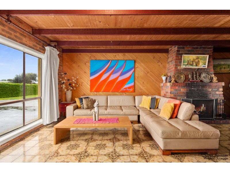 14 Summerhayes Avenue, Cape Woolamai VIC 3925