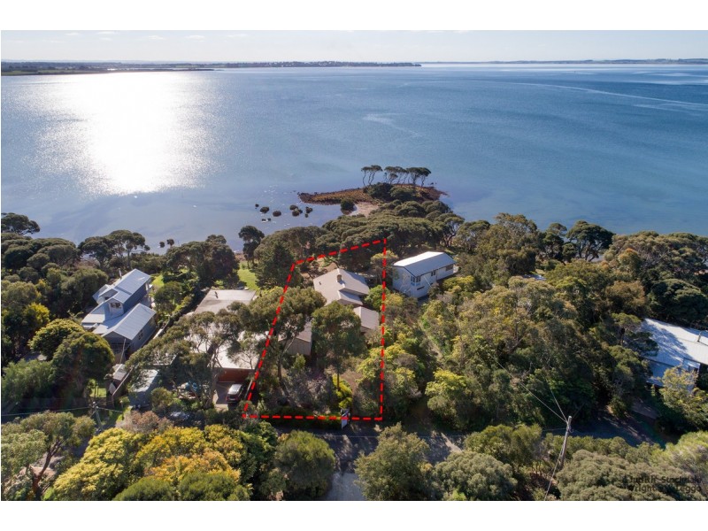 19 Rennison Road, Newhaven VIC 3925