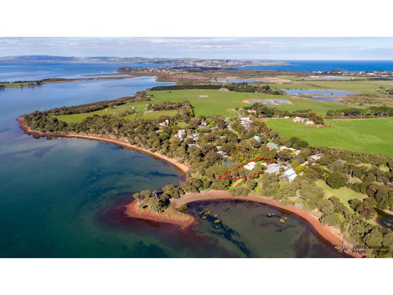 19 Rennison Road, Newhaven VIC 3925