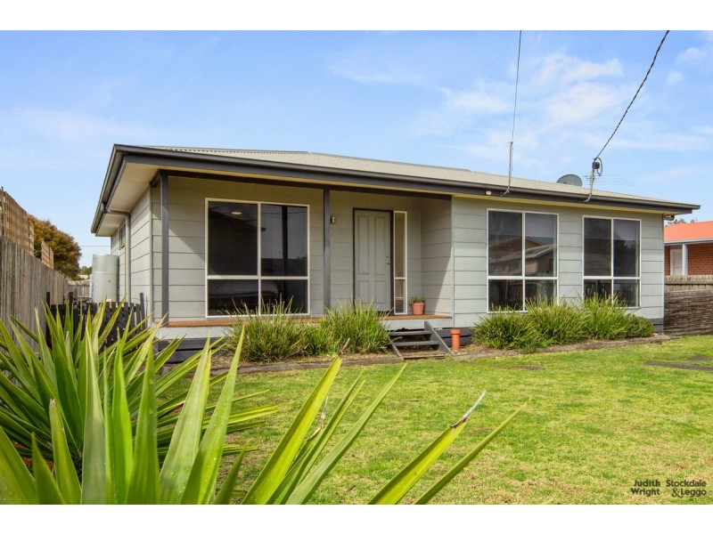 17 Lantana Road, Cape Woolamai VIC 3925