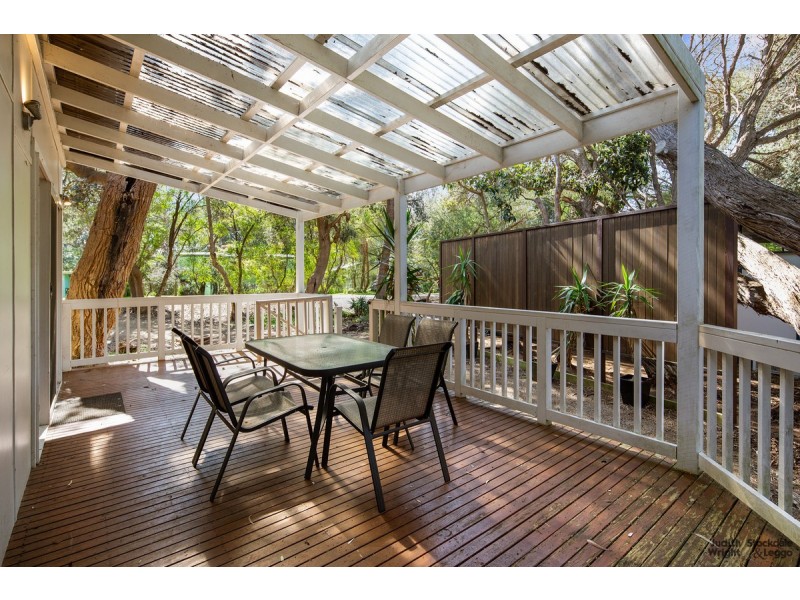 8 Bruce Road, Silverleaves VIC 3922