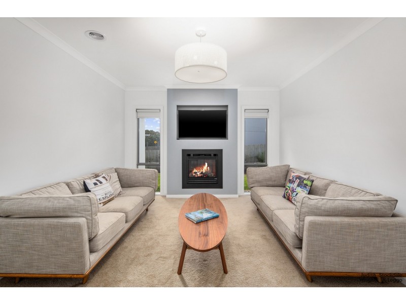 11 Beachcomber Avenue, Smiths Beach VIC 3922