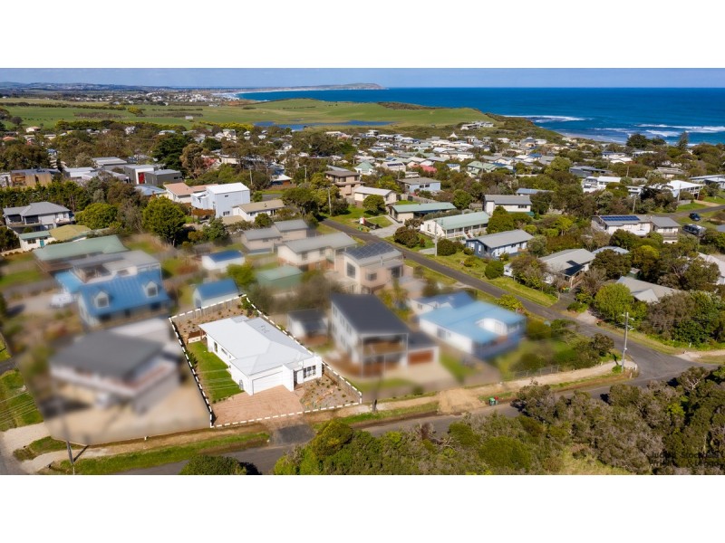 11 Beachcomber Avenue, Smiths Beach VIC 3922