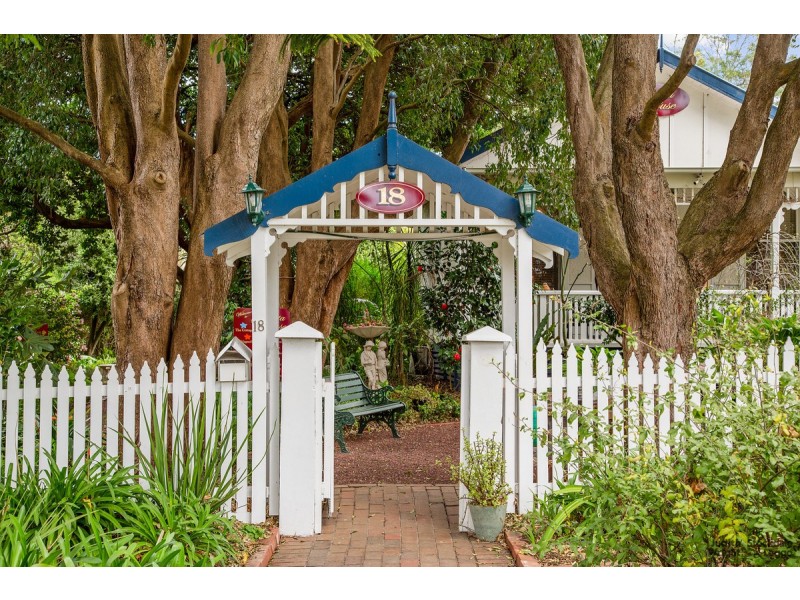 18 Steele Street, Cowes VIC 3922