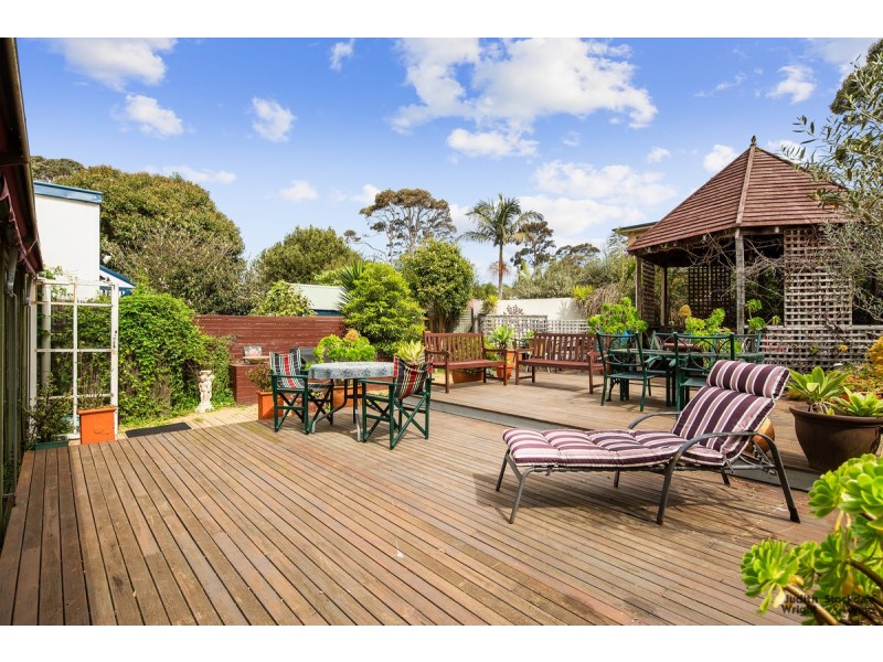 18 Steele Street, Cowes VIC 3922