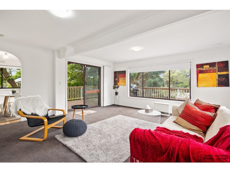 28 Dunsmore Road, Cowes VIC 3922