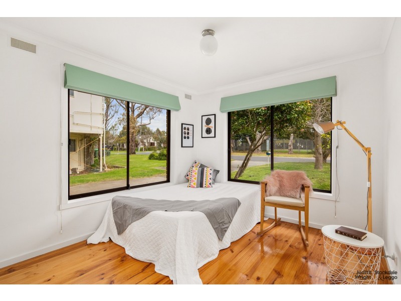 28 Dunsmore Road, Cowes VIC 3922