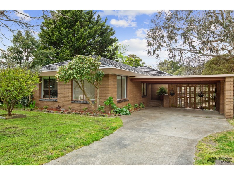 28 Dunsmore Road, Cowes VIC 3922