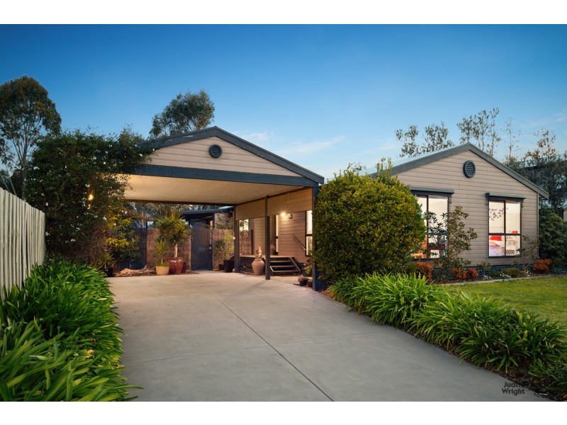 22 Katherine Circuit, Cowes VIC 3922