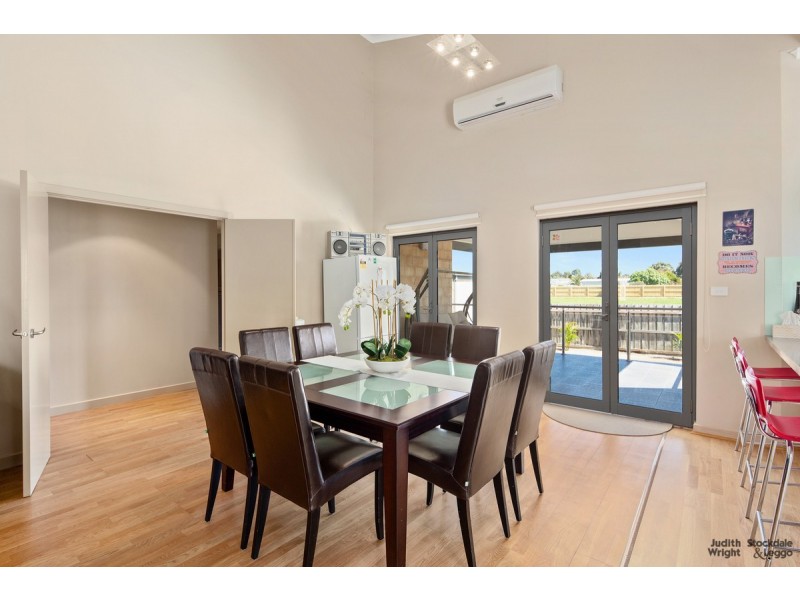 22 Irving Road, Cowes VIC 3922