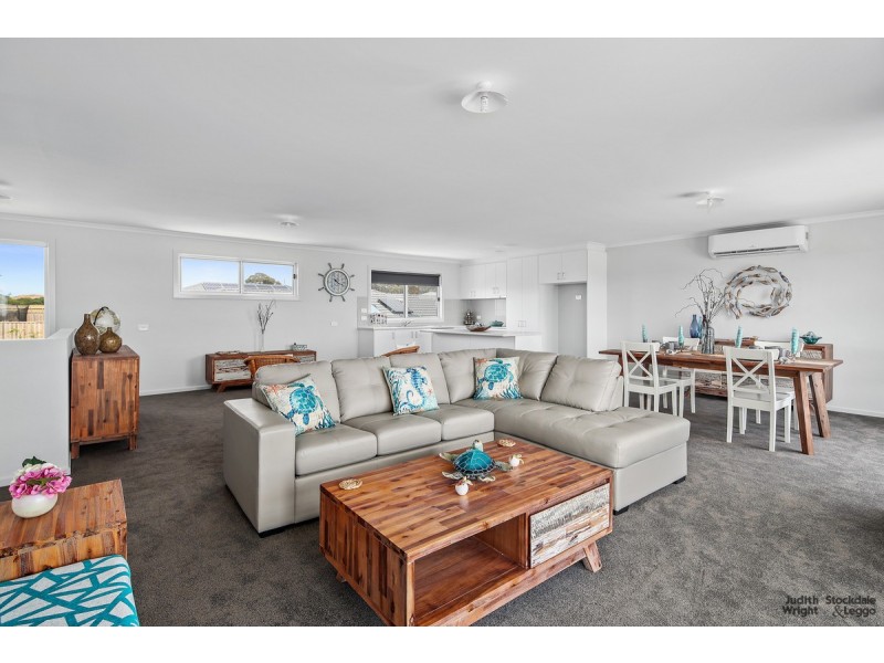 13 Longridge Street, Cowes VIC 3922