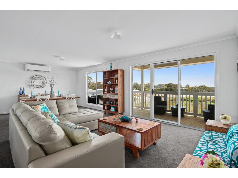 13 Longridge Street, Cowes VIC 3922