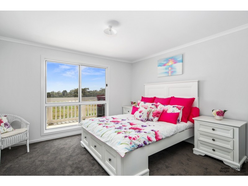 13 Longridge Street, Cowes VIC 3922