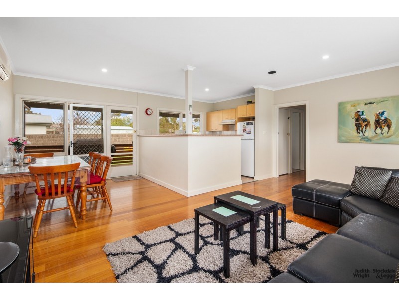 31 Pine Avenue, Cowes VIC 3922