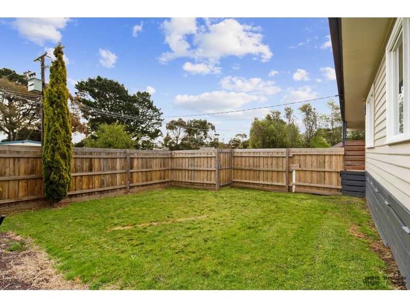 31 Pine Avenue, Cowes VIC 3922