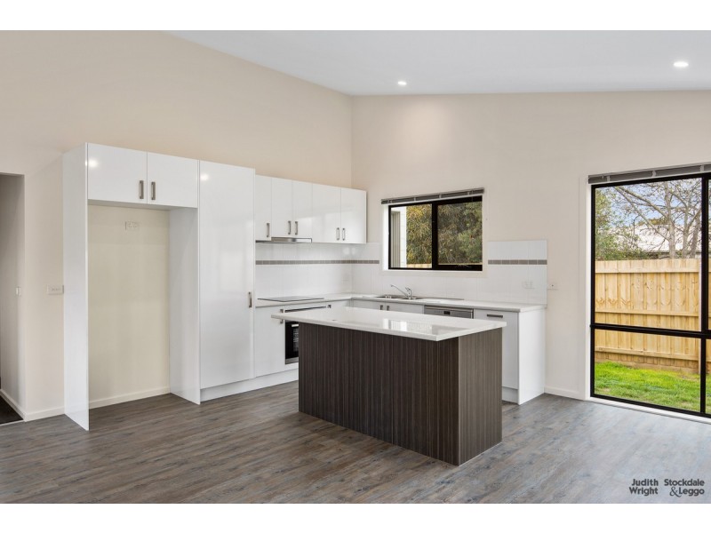 1 & 2/266 Settlement Road, Cowes VIC 3922