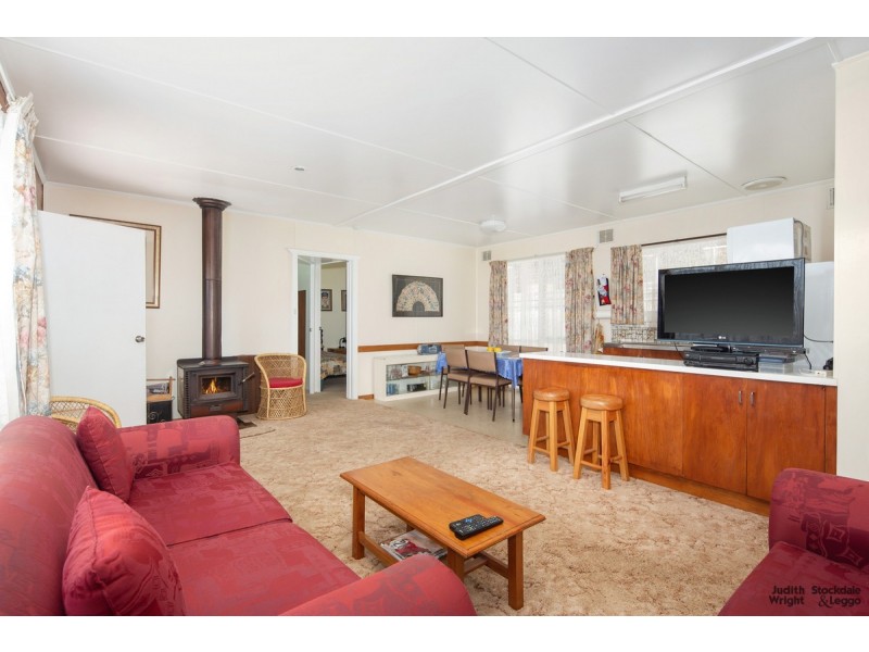 22 Raywood Avenue, Cowes VIC 3922