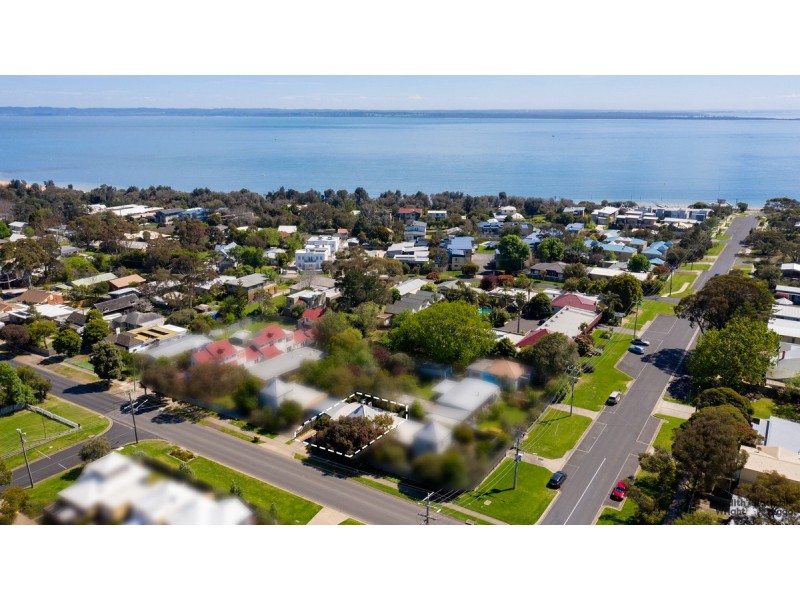 114 Church Street, Cowes VIC 3922