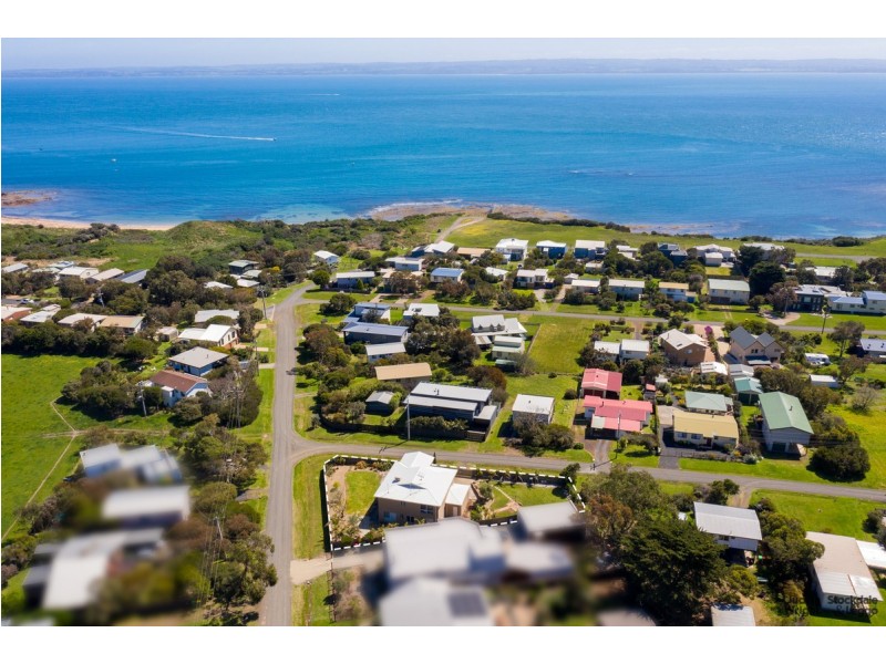 25 Lymington Avenue, Ventnor VIC 3922