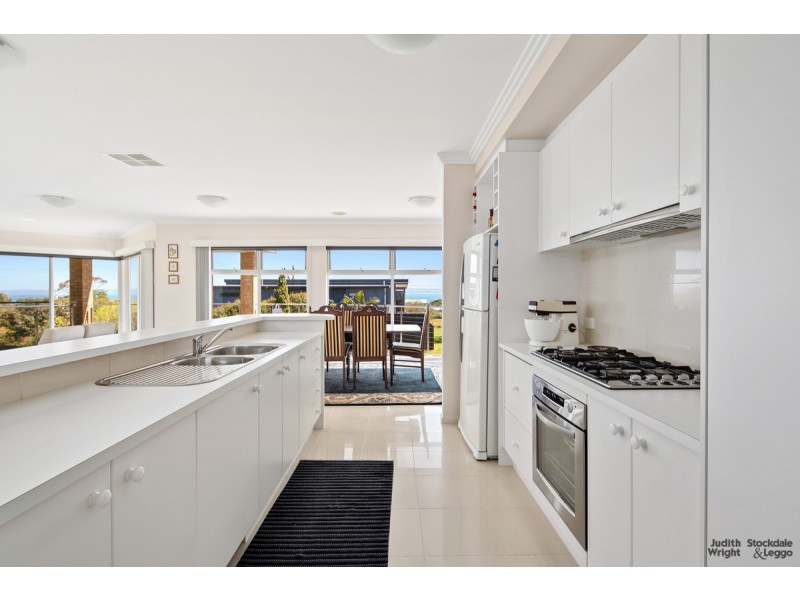 25 Lymington Avenue, Ventnor VIC 3922