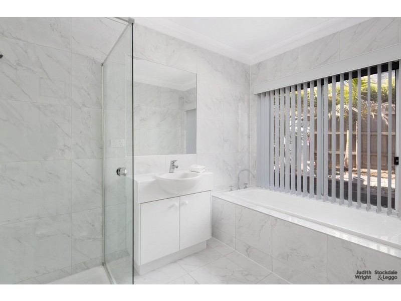 25 Lymington Avenue, Ventnor VIC 3922