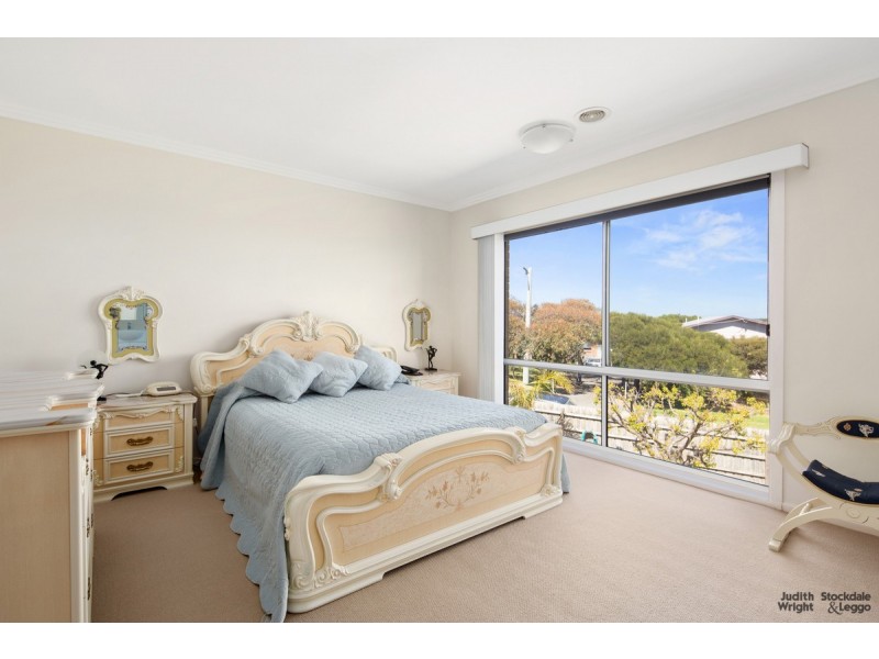 25 Lymington Avenue, Ventnor VIC 3922