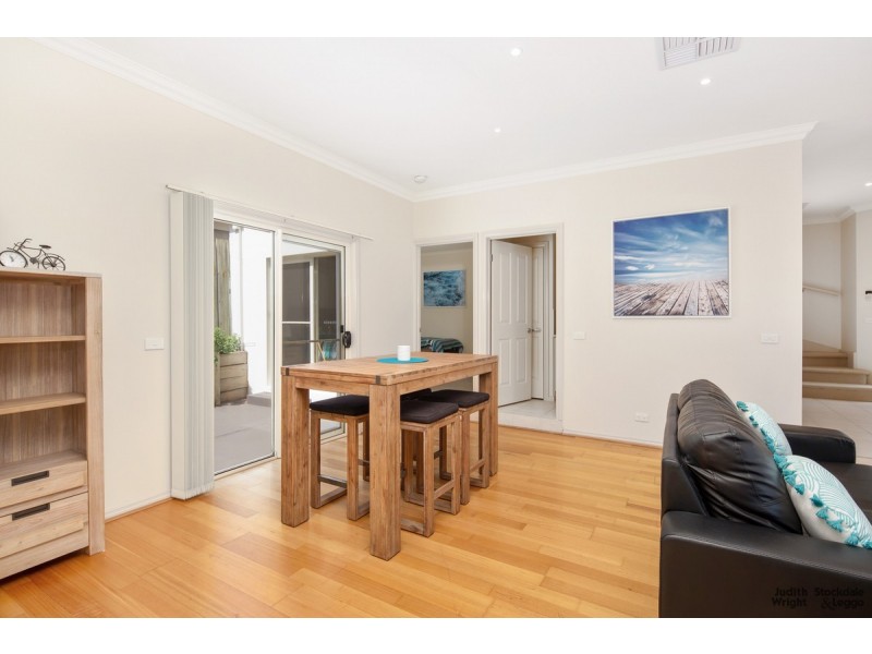 2/120 Church Street, Cowes VIC 3922