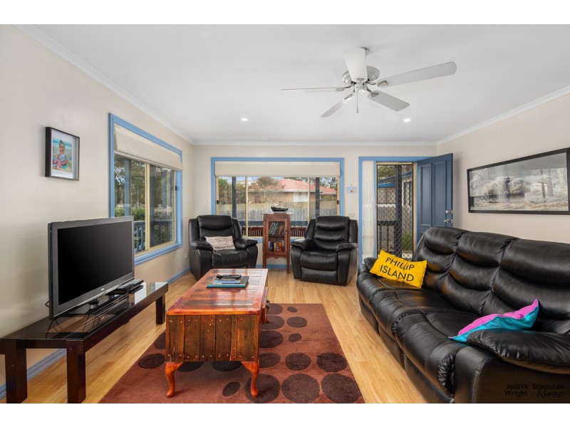 49 Pinedale Avenue, Cape Woolamai VIC 3925