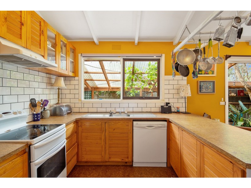 4 Hill Court, Cowes VIC 3922