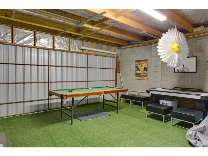 6 Penguin Avenue, Cowes VIC 3922