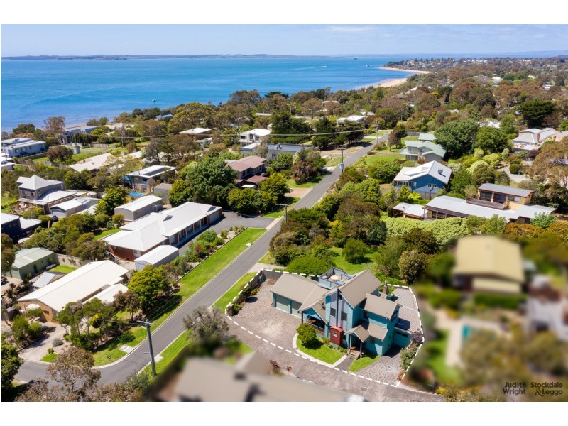 1/30-32 Chillingworth Road, Cowes VIC 3922