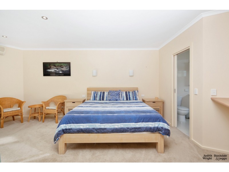 1/30-32 Chillingworth Road, Cowes VIC 3922