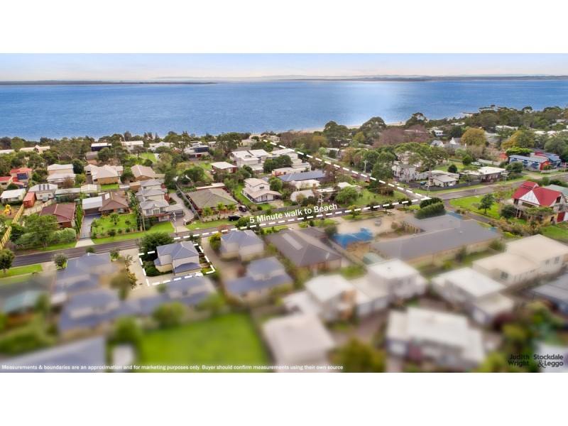 2/255 Church Street, Cowes VIC 3922