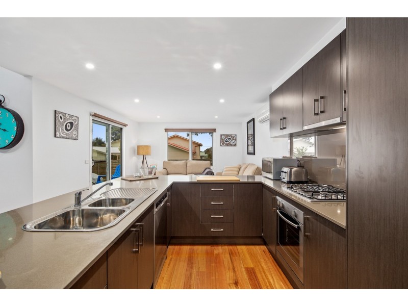 22 Parrakoola Way, Cowes VIC 3922