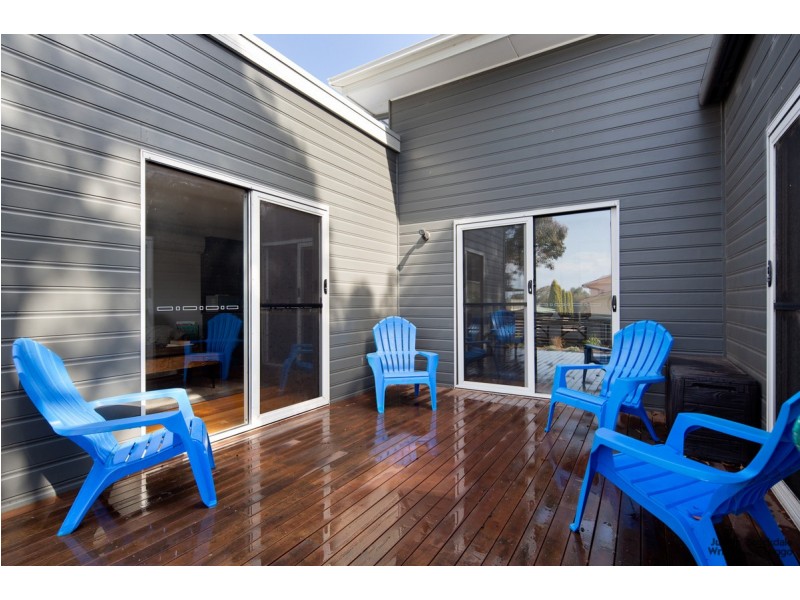 22 Parrakoola Way, Cowes VIC 3922