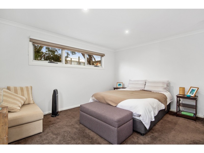 22 Parrakoola Way, Cowes VIC 3922