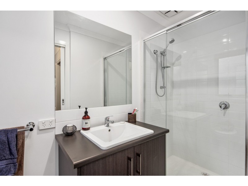 22 Parrakoola Way, Cowes VIC 3922