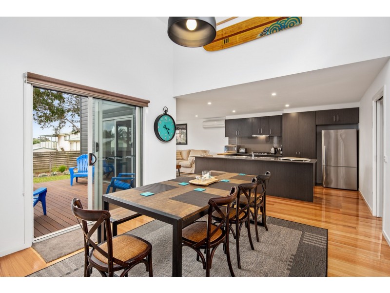 22 Parrakoola Way, Cowes VIC 3922