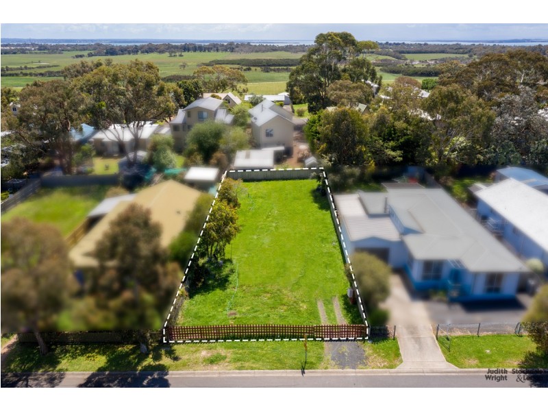 12 Terry Crescent, Wimbledon Heights VIC 3922