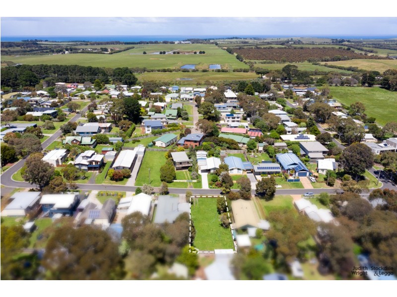 12 Terry Crescent, Wimbledon Heights VIC 3922