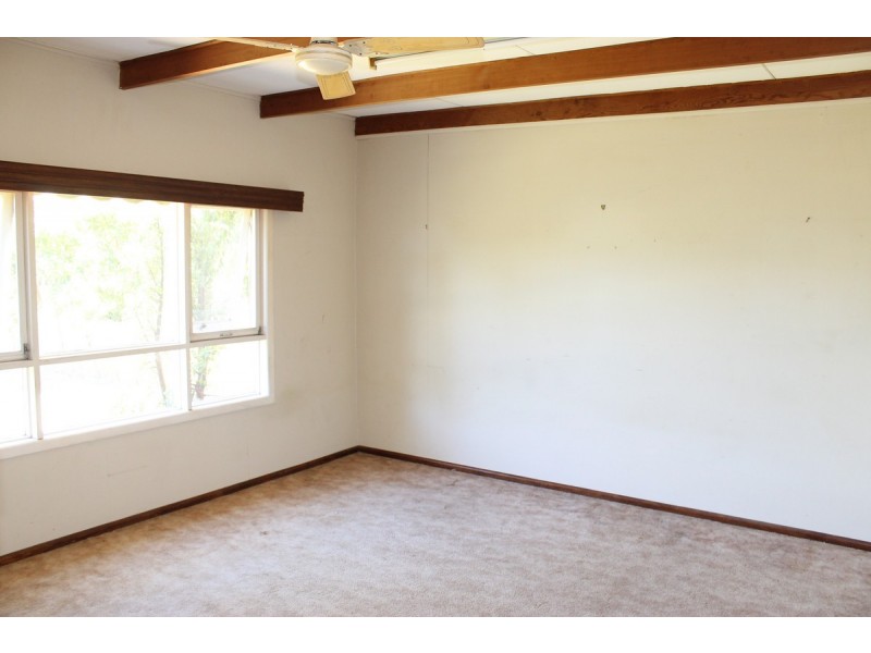 8 Seascape Avenue, Cowes VIC 3922